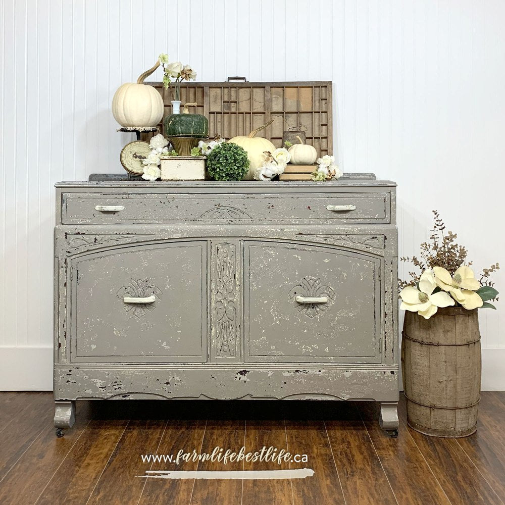 Hall Cabinet in "Cobblestone"