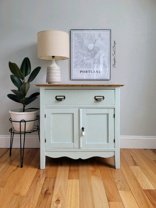 Washstand in "Happy Hour"