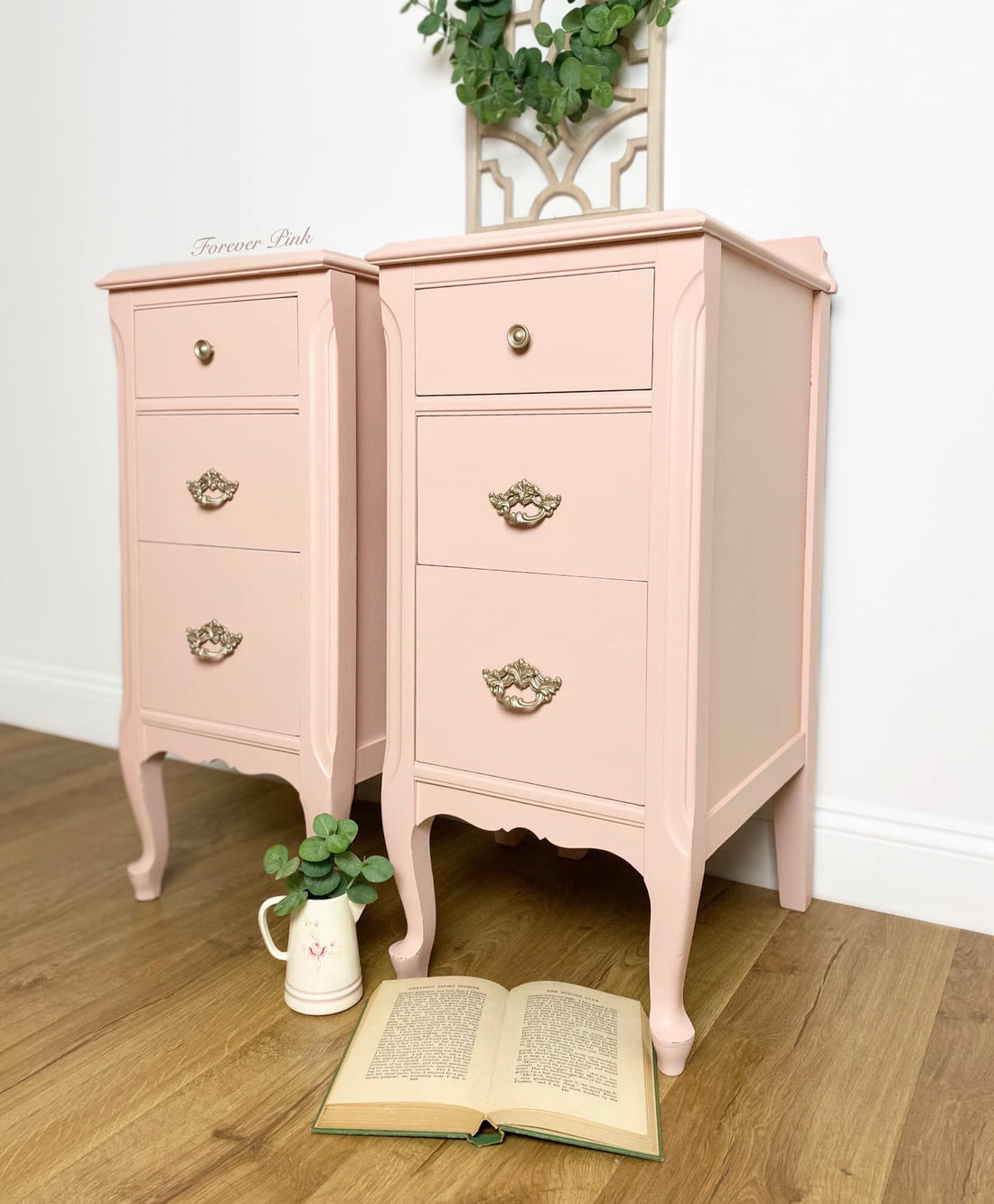 Curvy End Tables in "Ooh La La" with "Clear Coat"