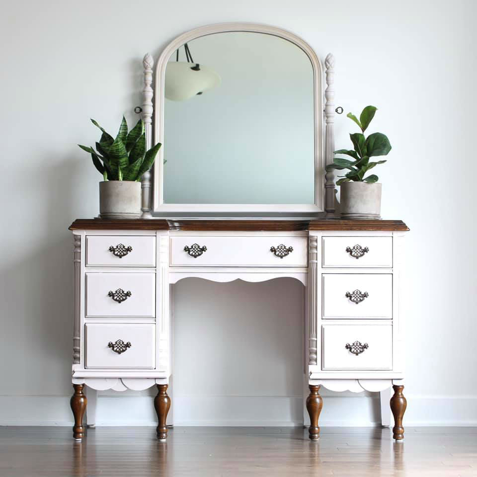 Seven Drawer Desk in Crinoline with Natural Wood Drawers