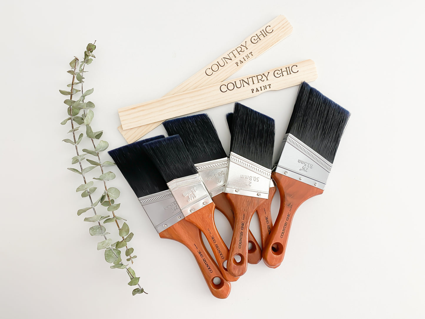 variety of Country Chic Paint Short Handle Brushes