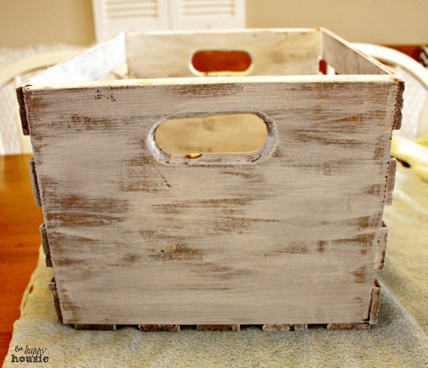 Repurposed Distressed Numbered Crates #DIY #repurpose - www.countrychicpaint.com/blog