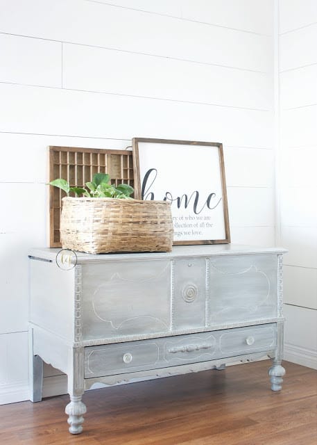 White Washed Cedar chest with DIY eco-friendly furniture glaze and paint from Country Chic Paint