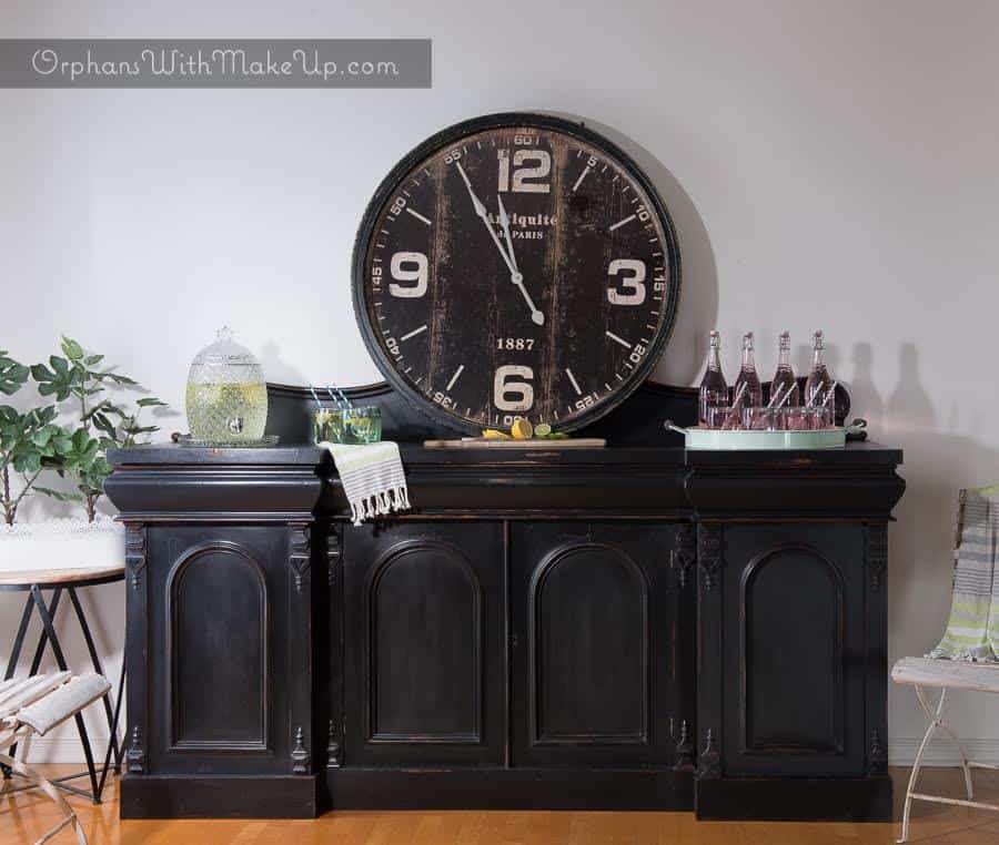 A Stately Buffet in Liquorice #DIY #furniturepaint #paintedfurniture #homedecor #countrychicpaint #buffet #black #sophisticated - blog.countrychicpaint.com